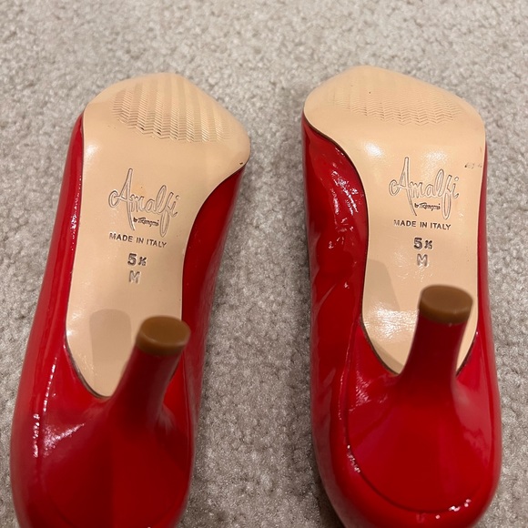 Amalfi by Rangoni Italian Red Shoes - Picture 5 of 11